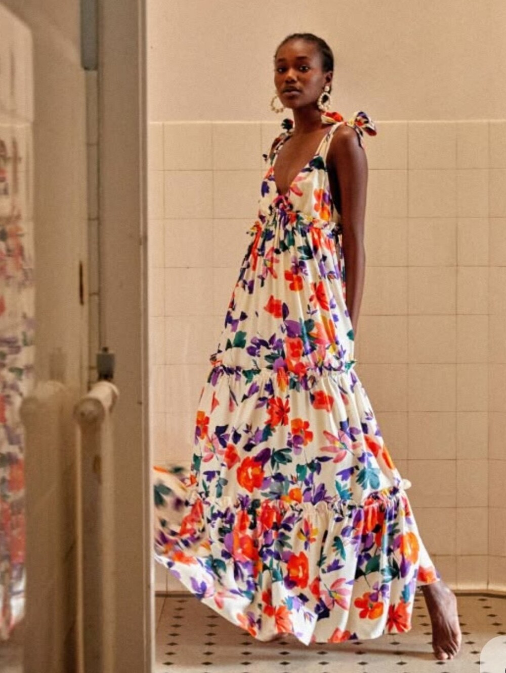 **SOLD**SEZANE GRAZIELLA FLORAL SILK MAXI DRESS 34/US 2